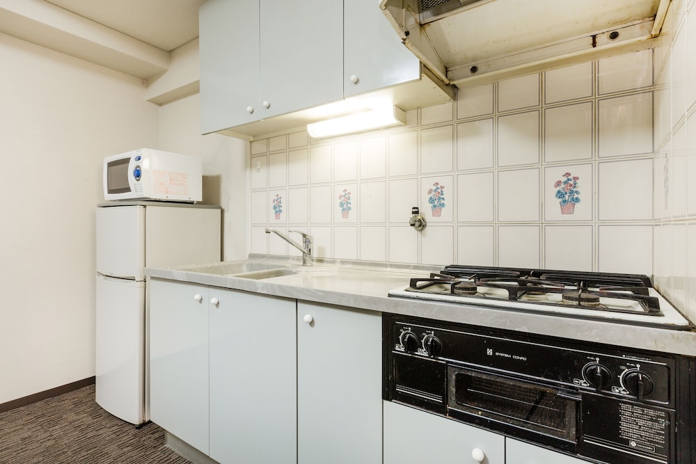 Apartment, Superior Twin, 1 Bedroom, Smoking, 38sqm (No Housekeeping)t) - Photo 4