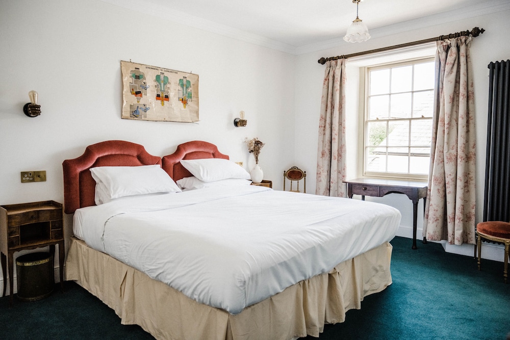 Classic Double or Twin Room
