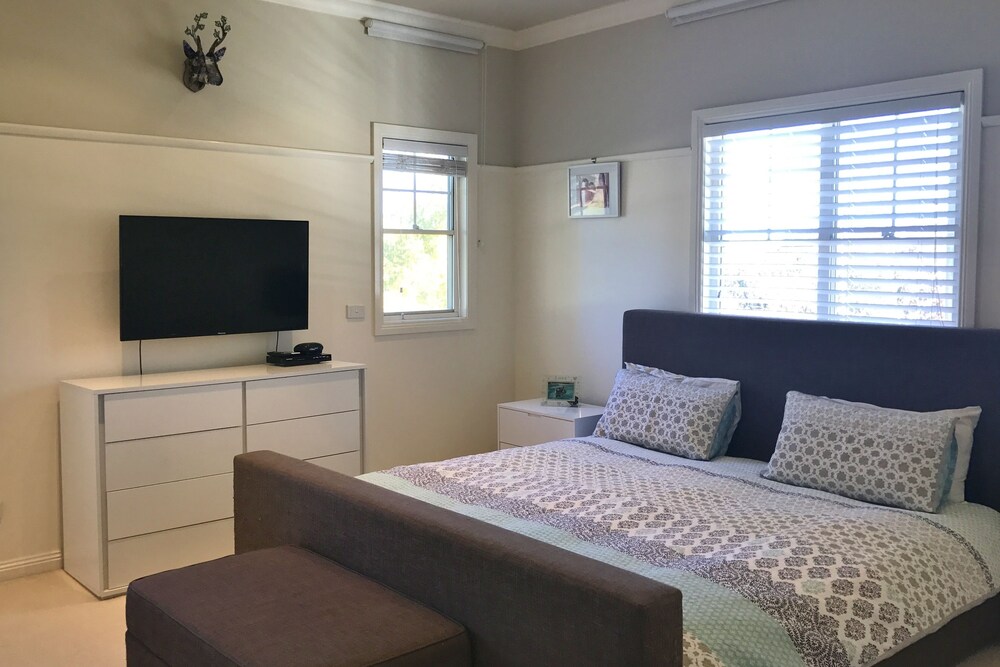 Executive House photo 2