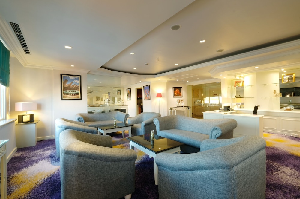 Club Suite - Photo 7