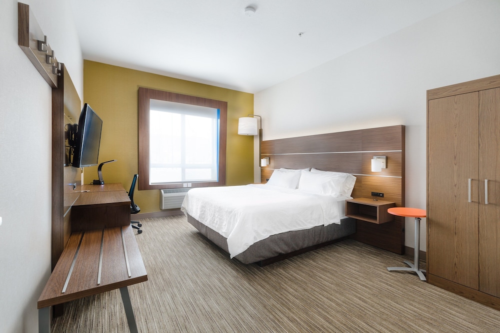 Standard Room, 1 King Bed, Accessible (Mobility)