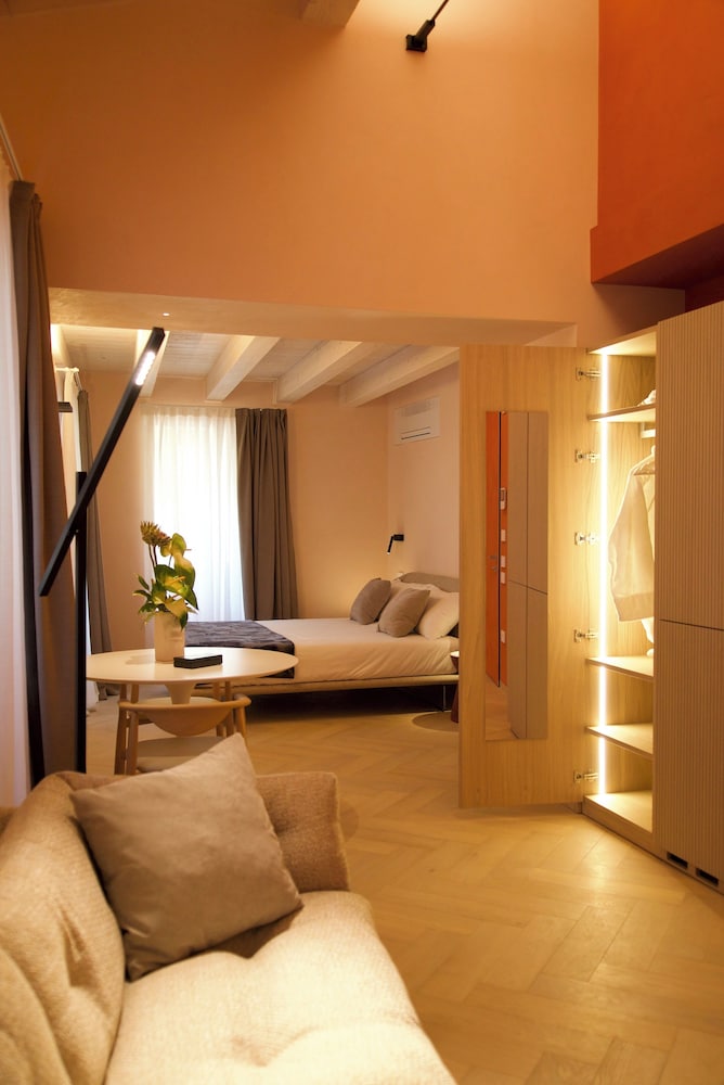 Luxury Studio Suite, Balcony