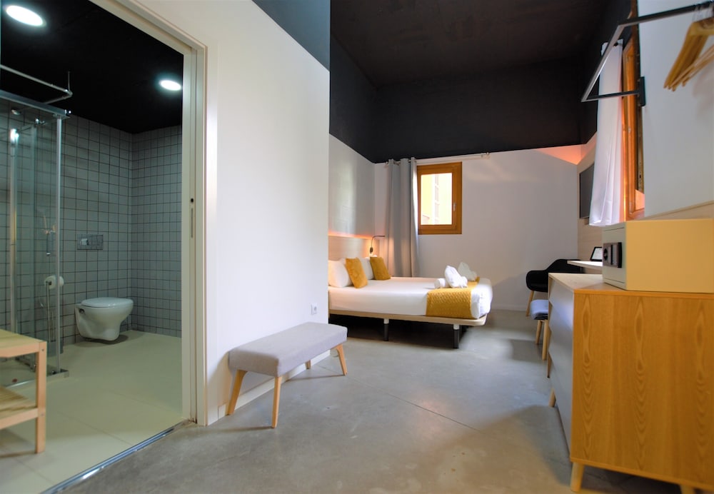 Superior Double or Twin Room photo 2