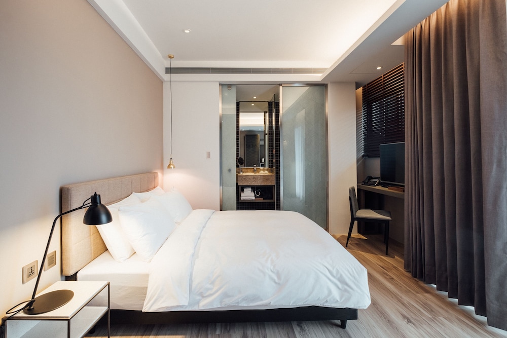 Standard Double Room with washlet photo 3