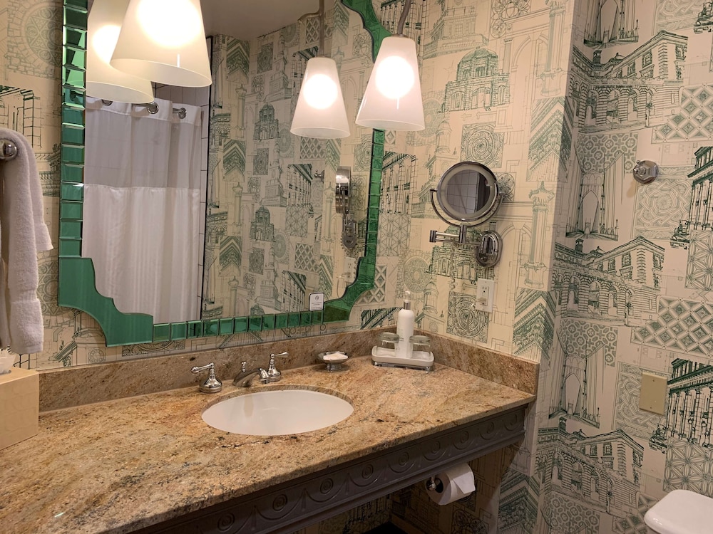 Suite, 1 Bedroom (Tub) - Photo 6