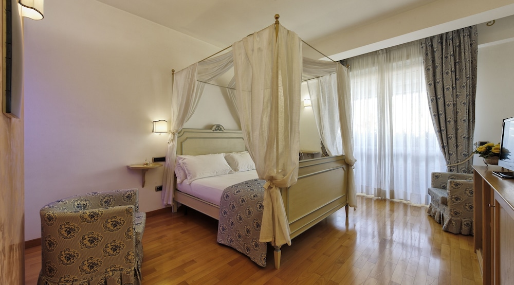 Suite, Terrace, Sea View - Photo 1