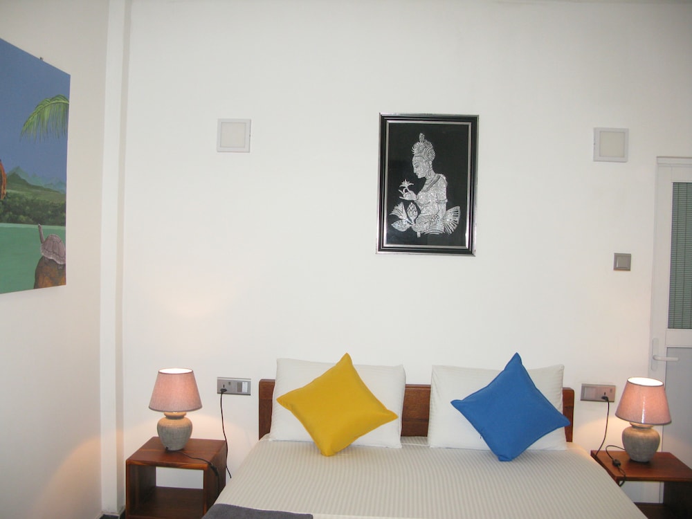 Deluxe Double Room, 1 King Bed photo 2