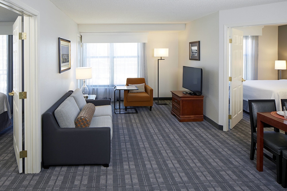 Suite, 2 Bedrooms (Hearing Accessible) photo 1