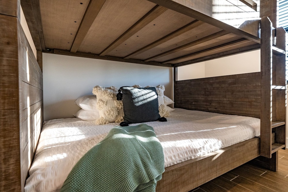 Crescent Beach House, 사진 41