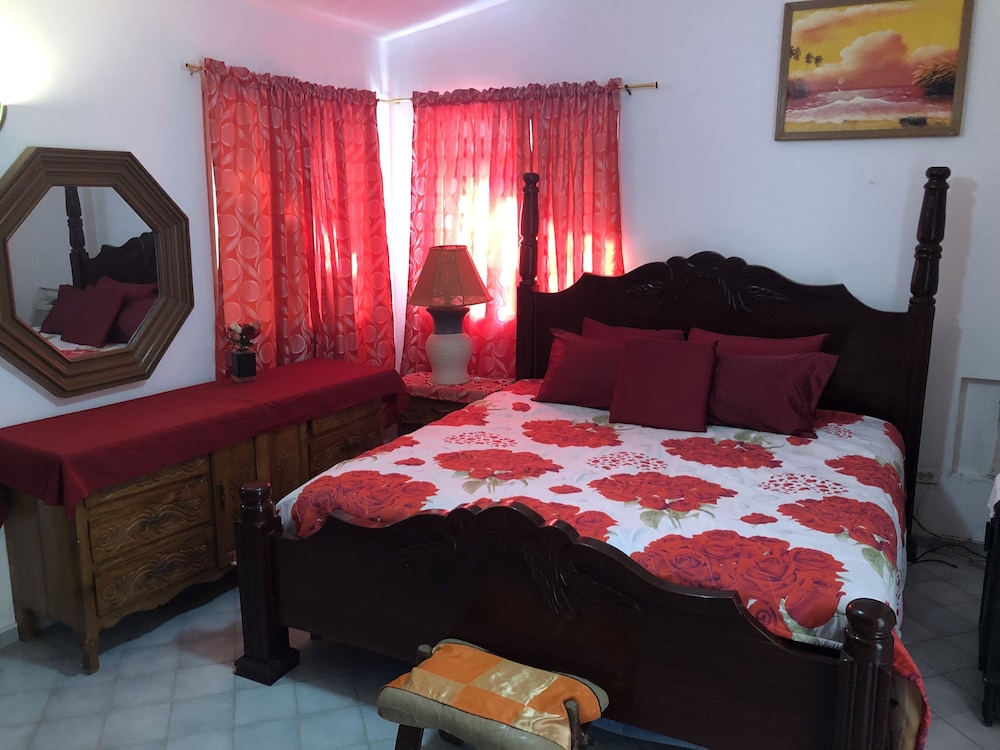 Comfort Studio Suite, 1 Bedroom, Pool View, Courtyard Area photo 2