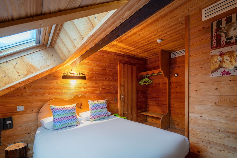 Standard Room, 1 Double Bed - Photo 9