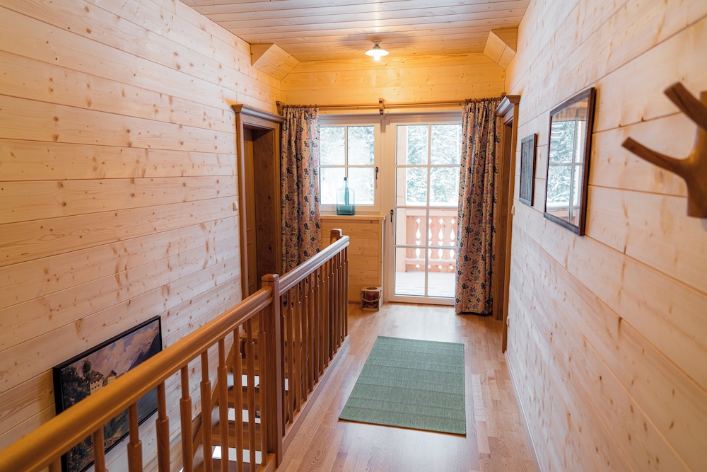 Classic Chalet photo 3