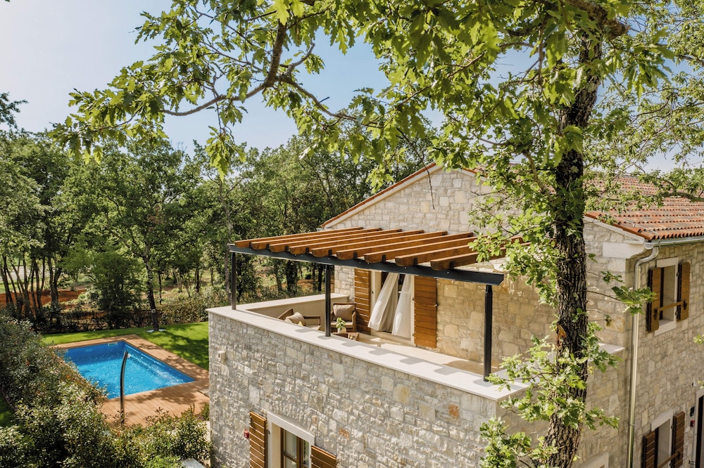 Estate Pool Residence with Loggia