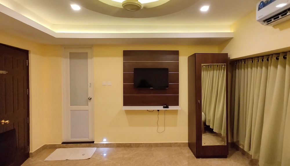 Classic Triple Room - Photo 1