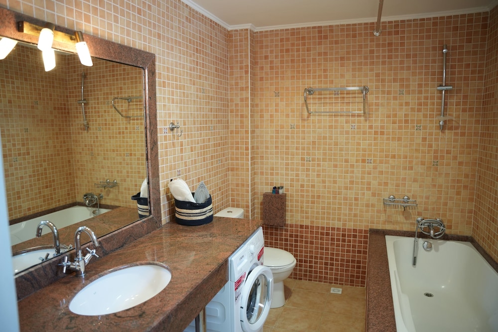 Superior Apartment photo 2