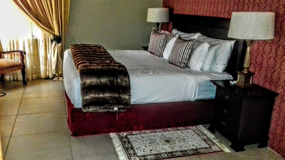 Executive Room photo 1