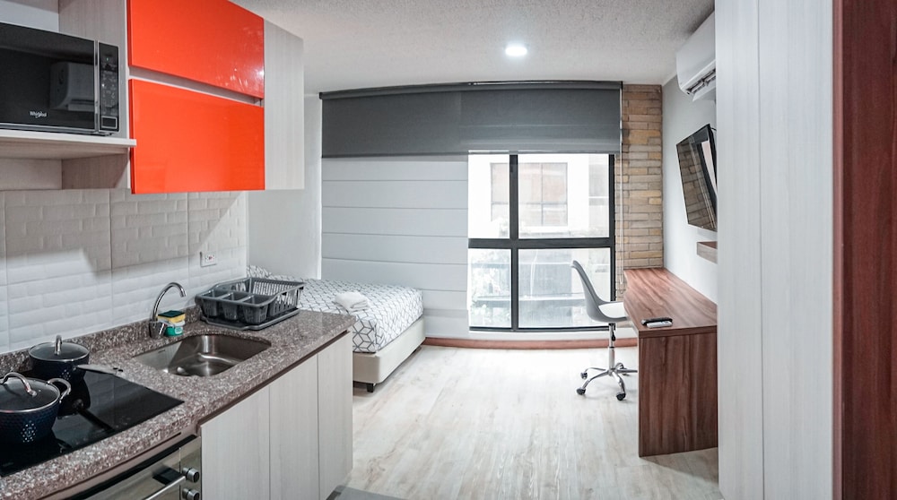 Business Studio