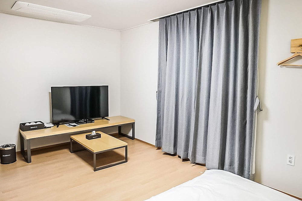 Korean Style Room (Old Building) photo 3