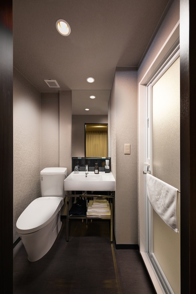 Twin Room with Kitchenette (201) photo 2