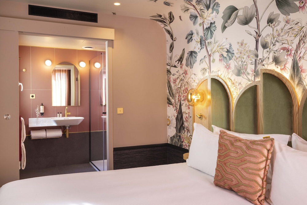 Deluxe Room photo 2