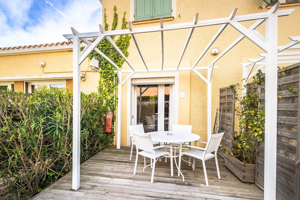 Junior Quadruple Room, 2 Bedrooms, Accessible, Terrace photo 2