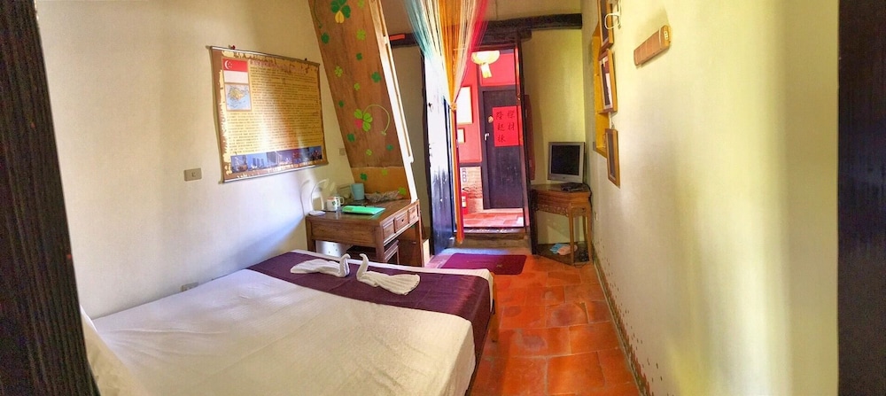 Exclusive Double Room, Ensuite, Mezzanine photo 1