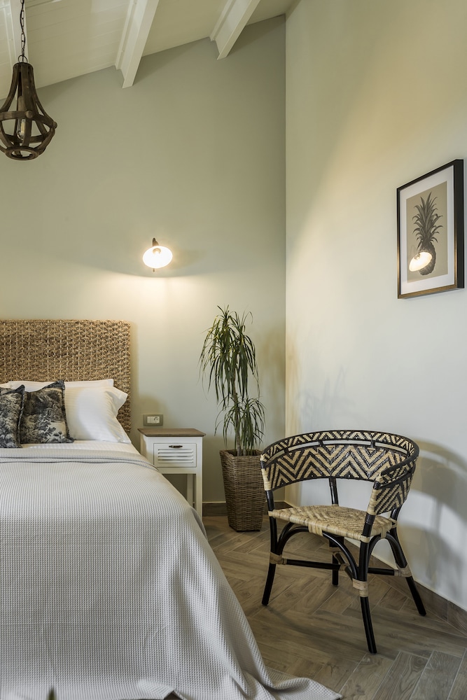 Suite, Sea View - Photo 3