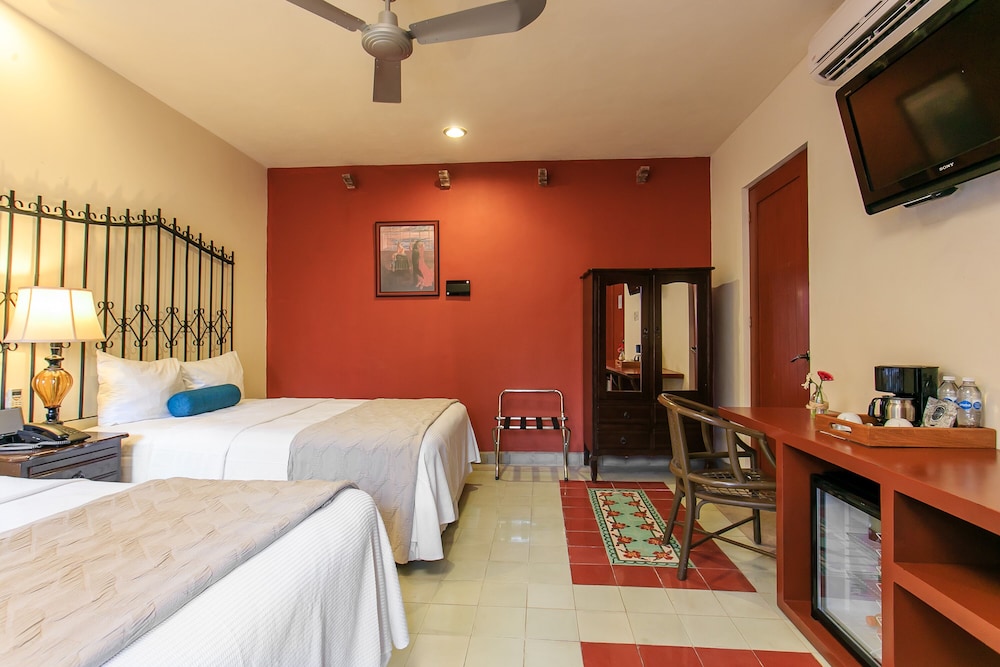 Standard Room, 2 Double Beds photo 2