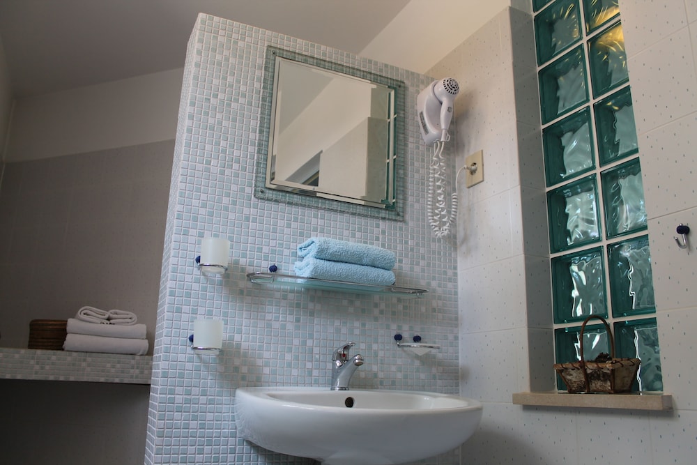 One Bedroom Apartment for 3 people - Photo 10