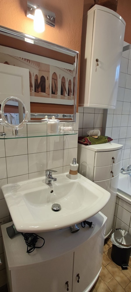 Comfort Double Room, Shared Bathroom (Klassiko) photo 2