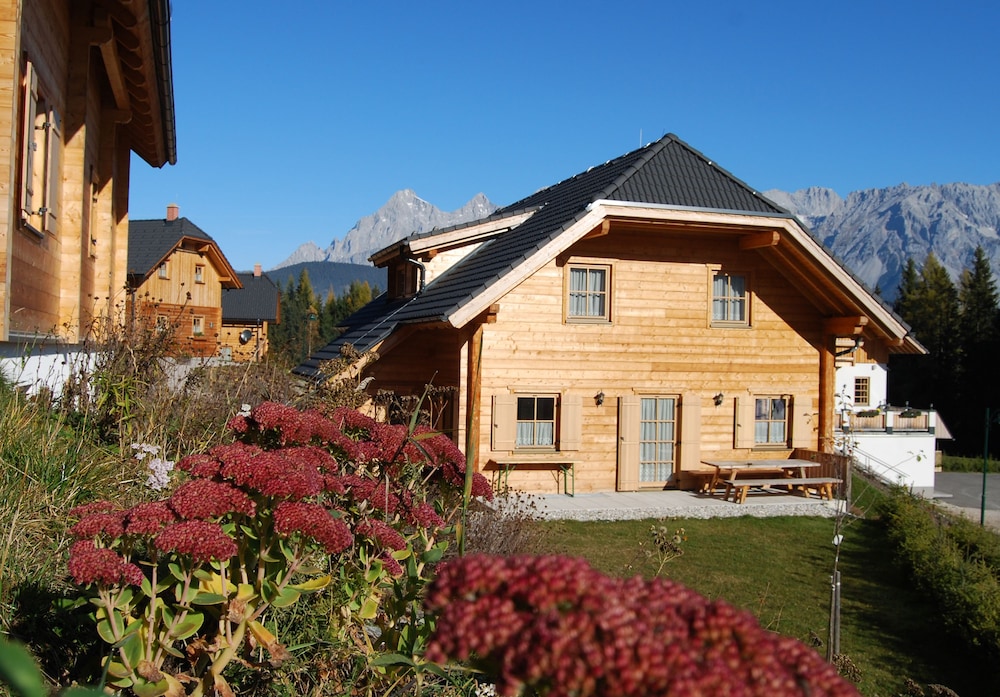 Comfort Chalet, 6 Bedrooms, Sauna, Mountain View (Dachstein - Cleaning Fee 190€ )