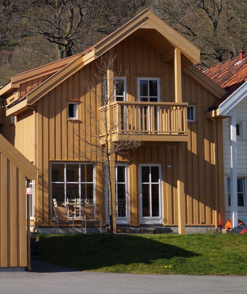 Standard House, 4 Bedrooms, Resort View photo 2