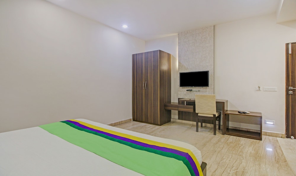 Standard Room - For Indian National Only - Photo 4