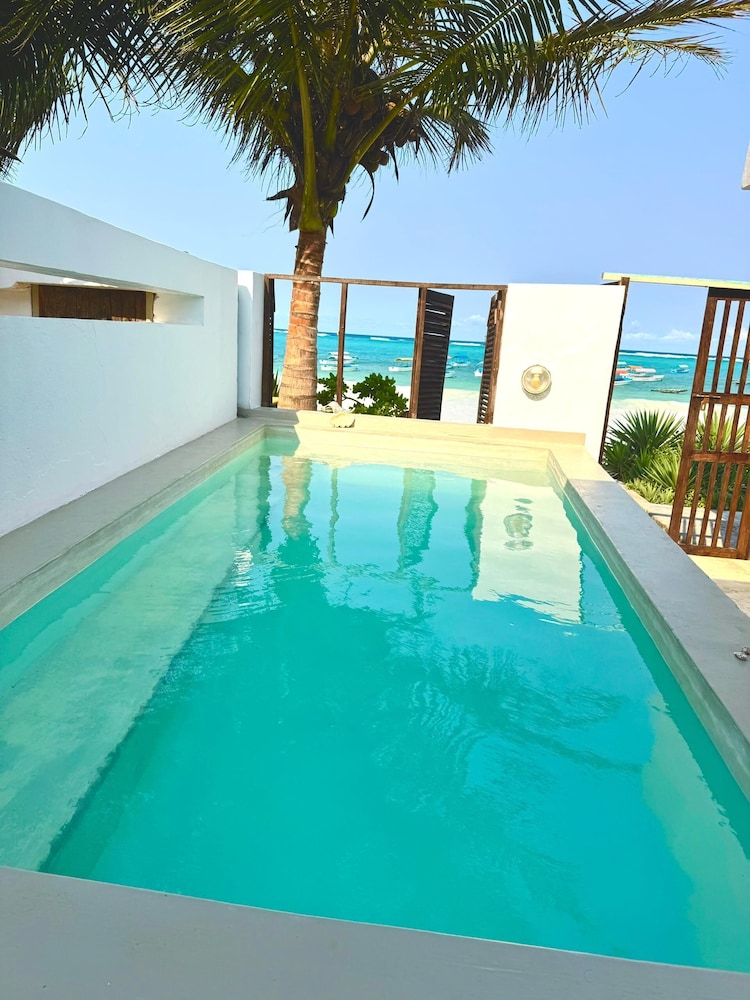 Family Villa, Ocean View photo 3