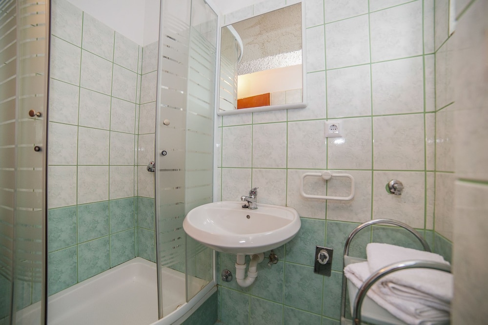 Apartment (Miroslava - with pool - A3(2+1)) photo 2