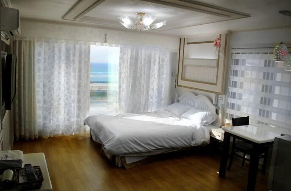 Deluxe Double Room, 2 Bedrooms photo 1