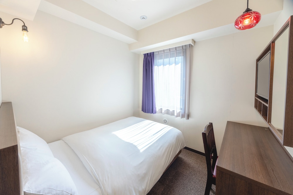 Small Double Room, Non Smoking photo 1