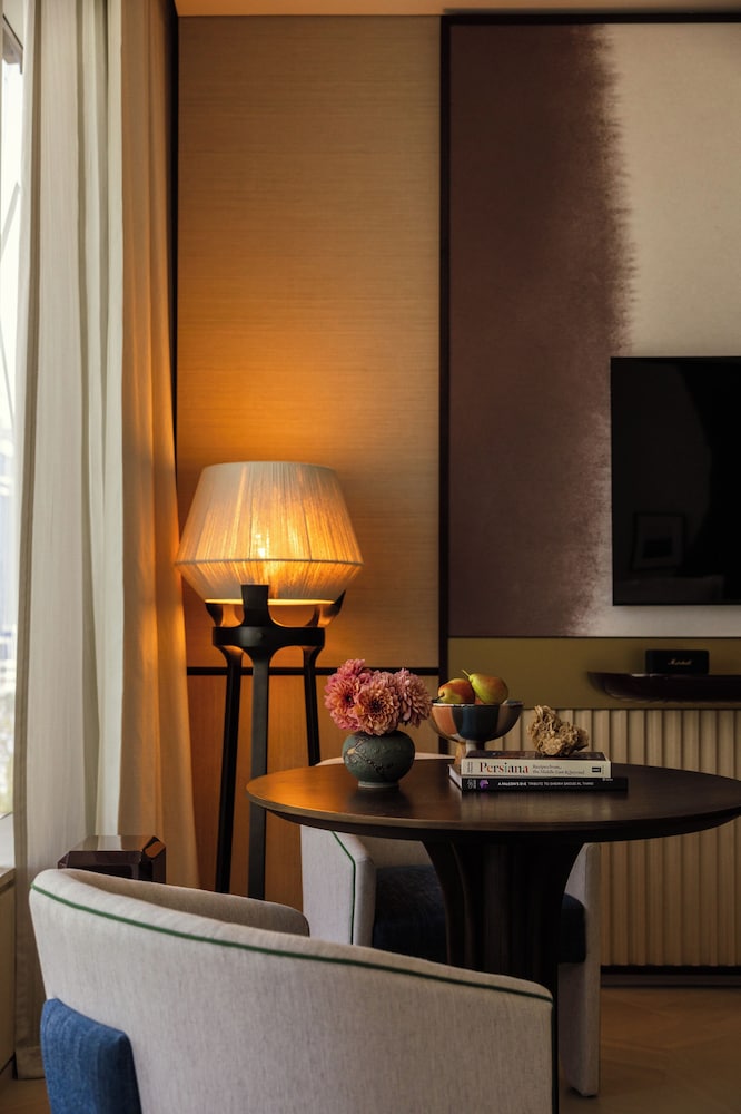 Deluxe King Lusail View Room