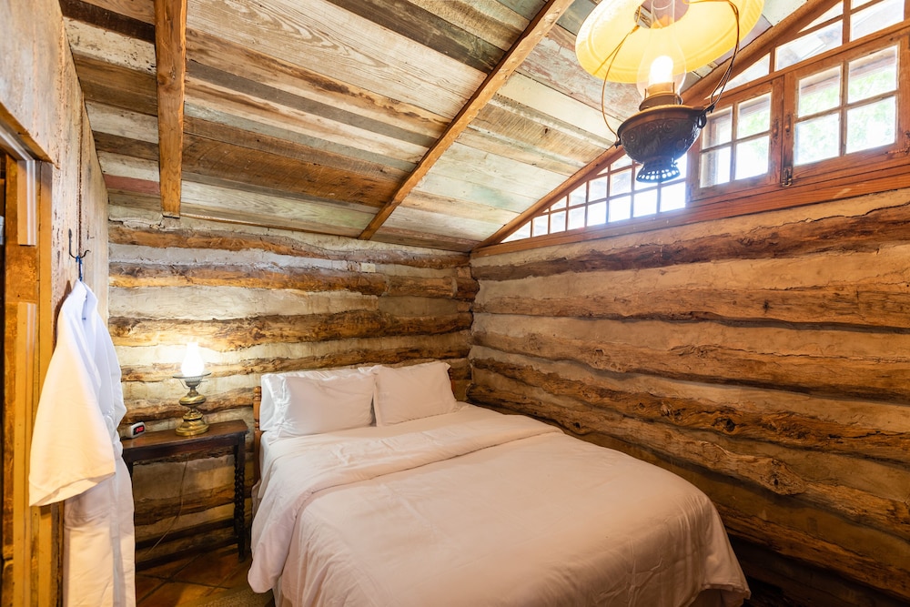Classic Cabin photo 2