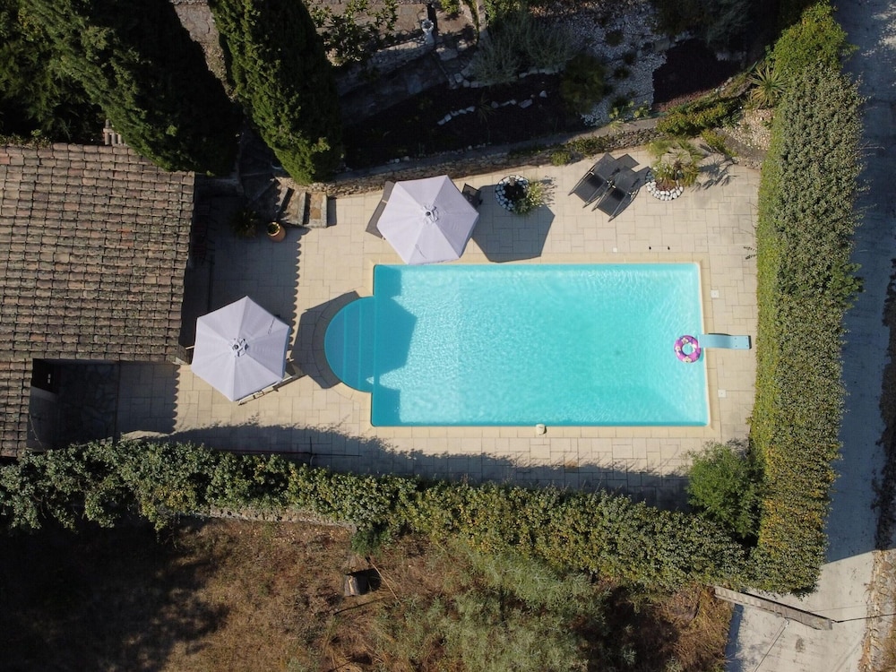 House photo 2