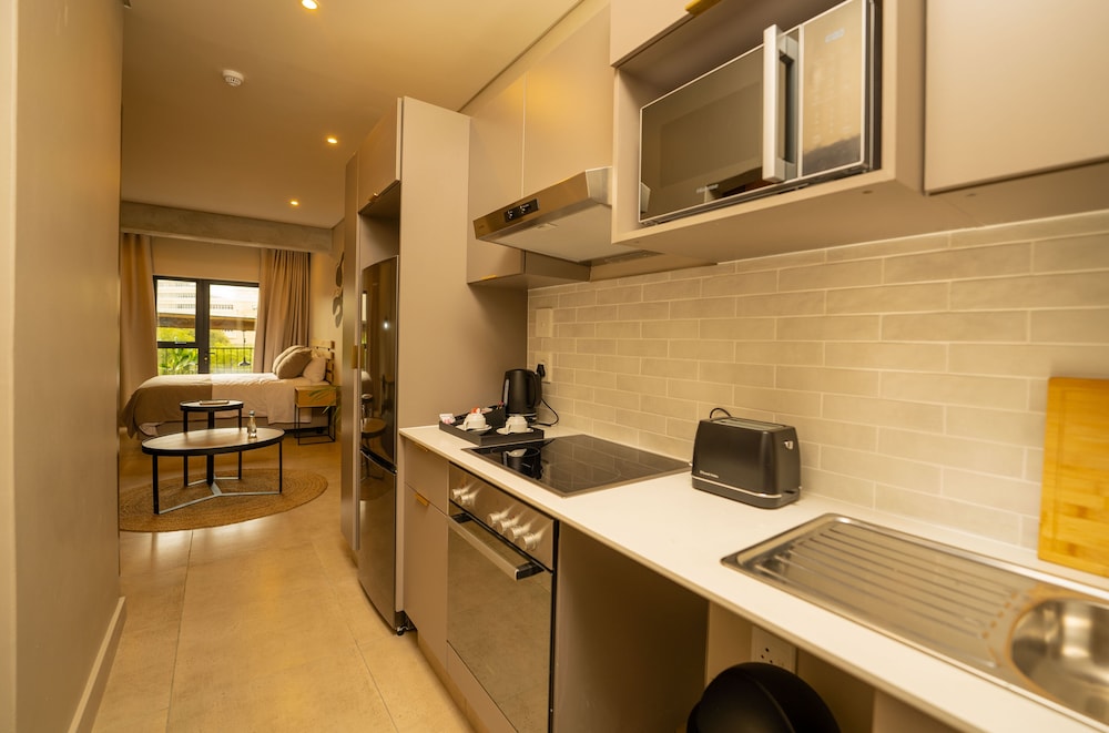 Studio Suite, Balcony - Photo 4