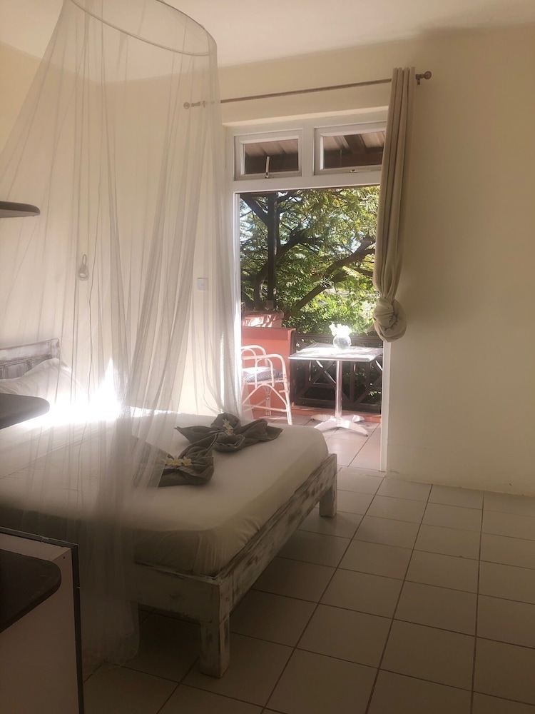 Room, 1 Bedroom, Refrigerator & Microwave, Ocean View