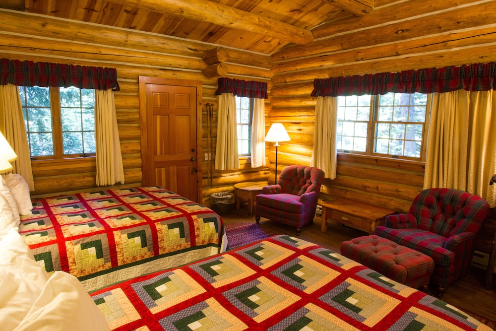 Duplex Cabin, 2 Queen Beds photo 1