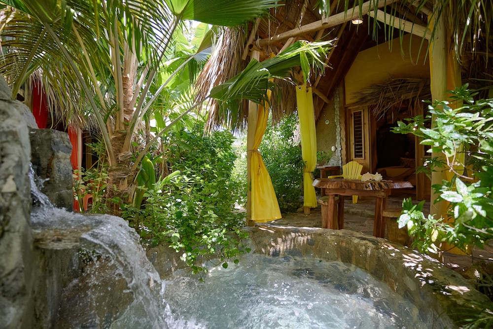 Honeymoon Cabin