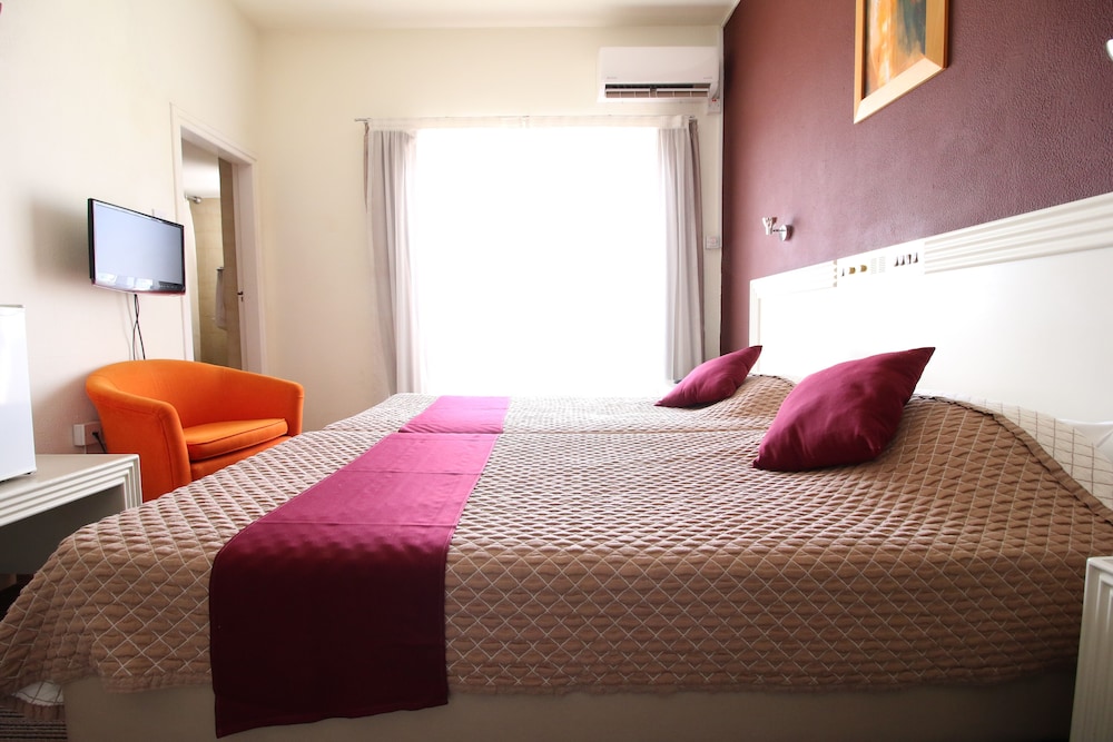 Basic Single Room, 1 Bedroom photo 1