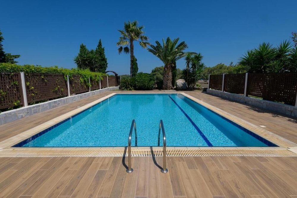 Twin Room with Private Pool