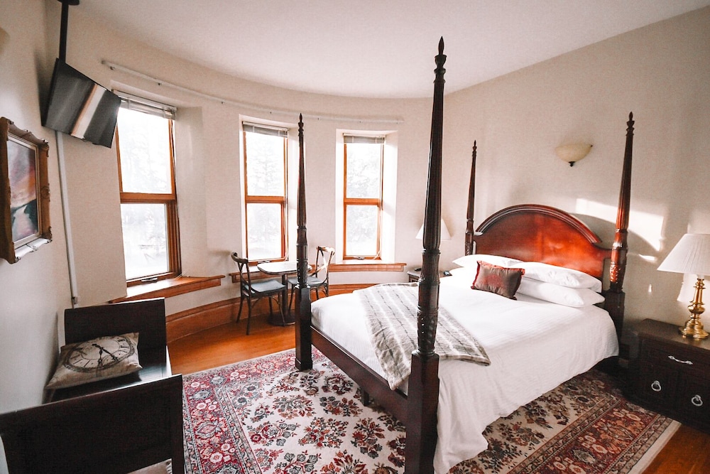 Garden Suite