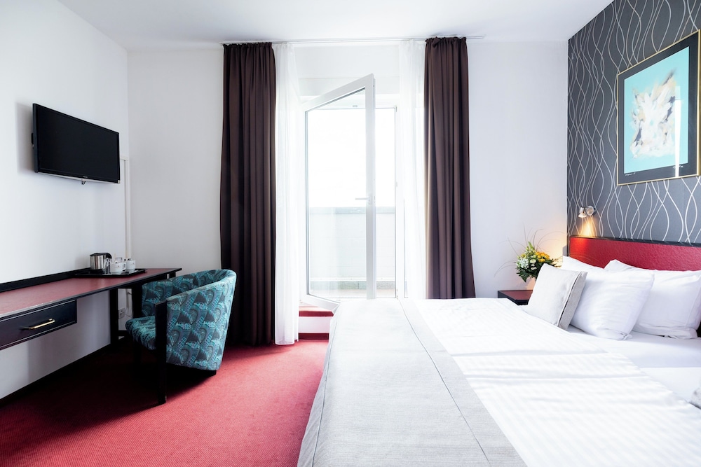 Standard Double Room photo 3