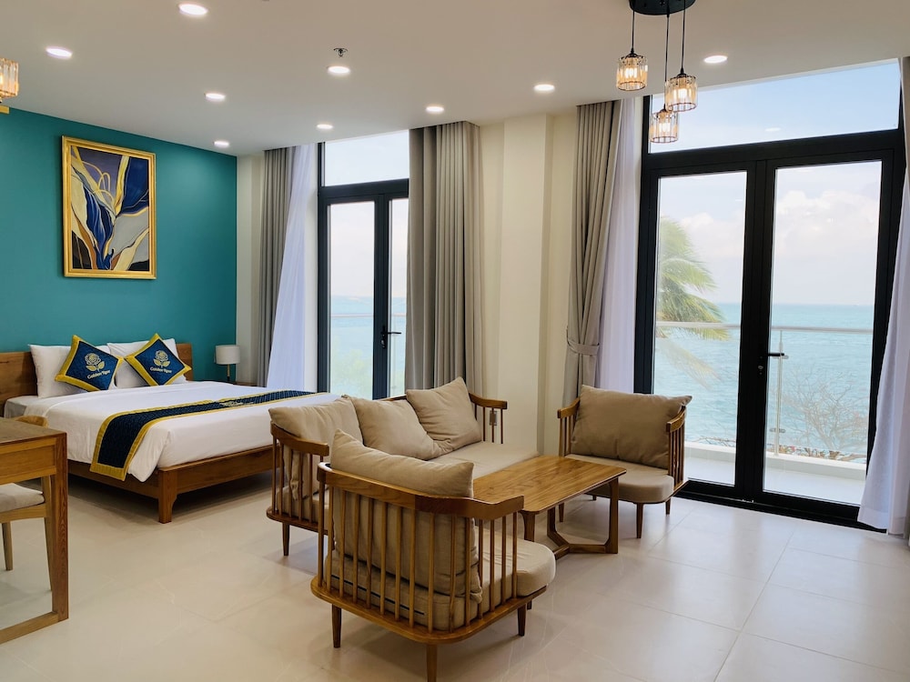 Panoramic Suite, Beach View photo 1
