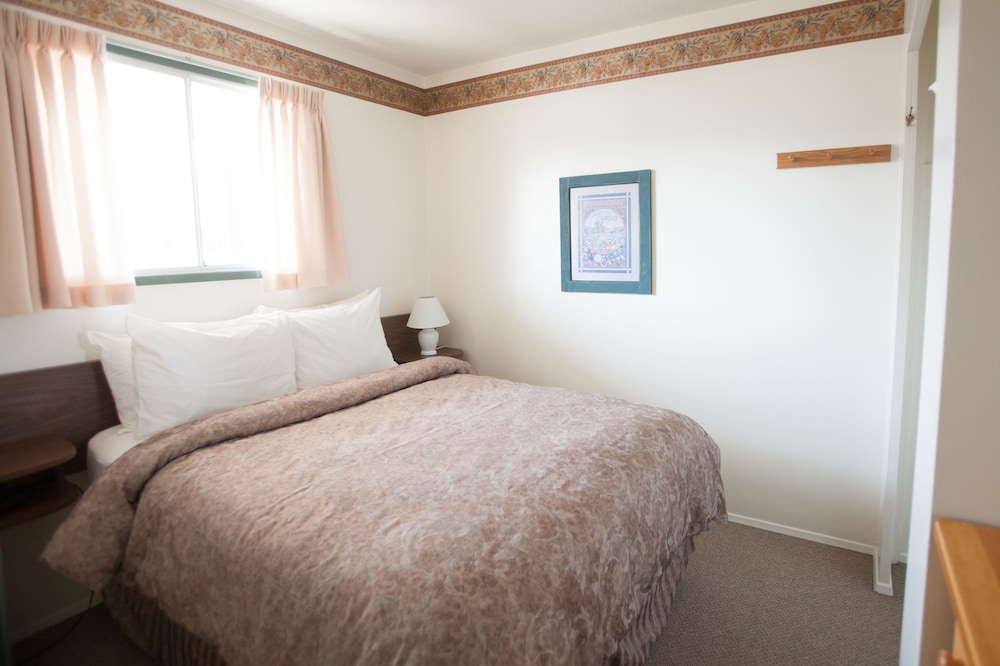 Standard Suite, 1 Bedroom, Kitchenette photo 2